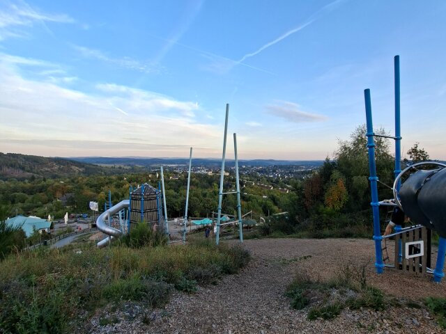 Center Parcs Hochsauerland met kinderen: één grote heuvel, huur de e-car