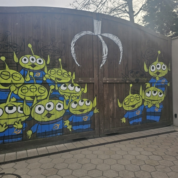 Toy Story Aliens mural art at Walt Disney Studios Park
